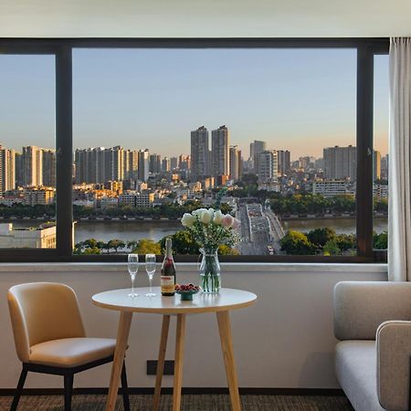 Guangzhou Hotel - Free Shuttle Bus To Exhibition Center During Canton Fair Period Exterior photo